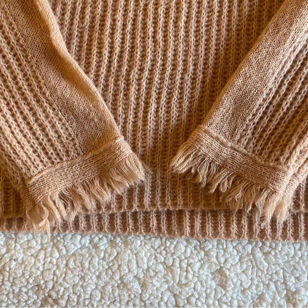 Pink Sweater - Picture 3 of 4